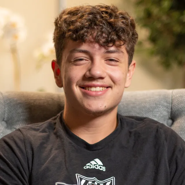 Antonio had his wisdom teeth removed in Fresno, CA.